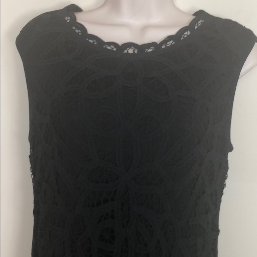LBD - Picture 2 of 6